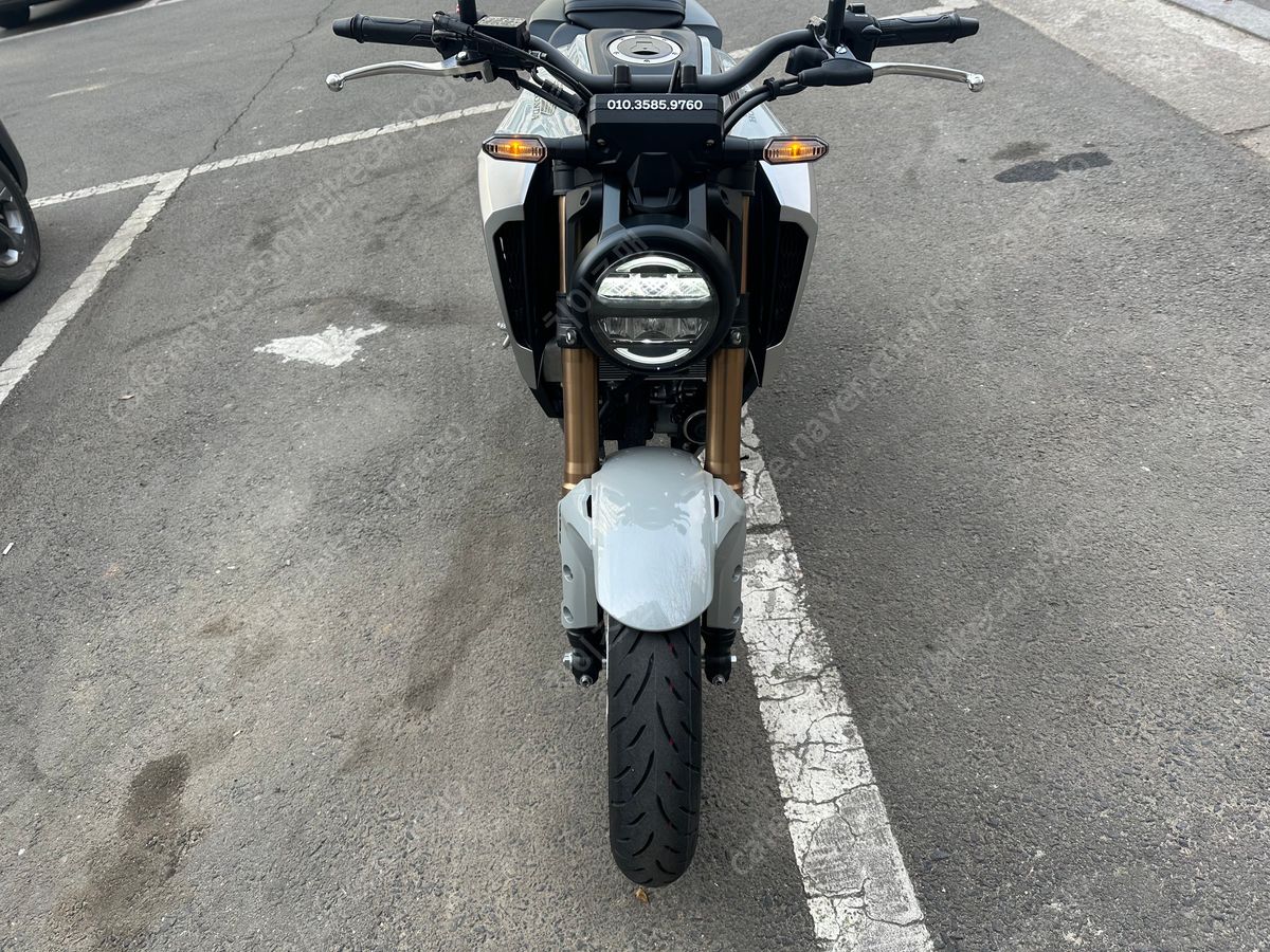 혼다 CB 125 R 4