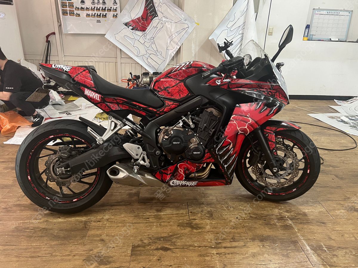 혼다 CBR 650 F 5