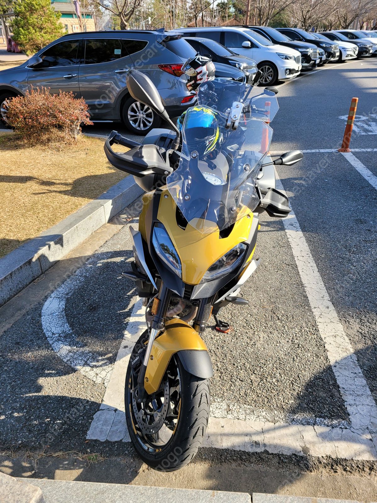 BMW F 900 XR 6