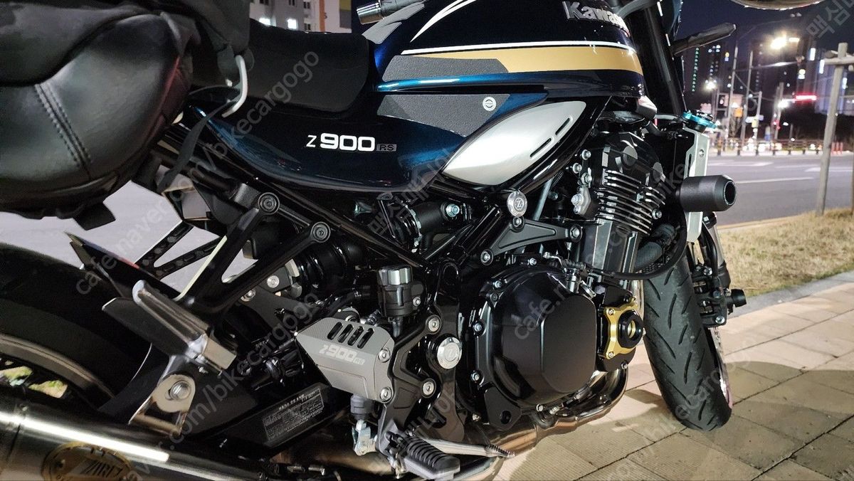 가와사키 Z 900 RS 5