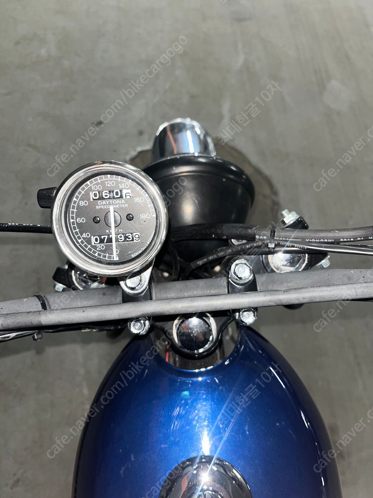 SYM 울프 125 R 4