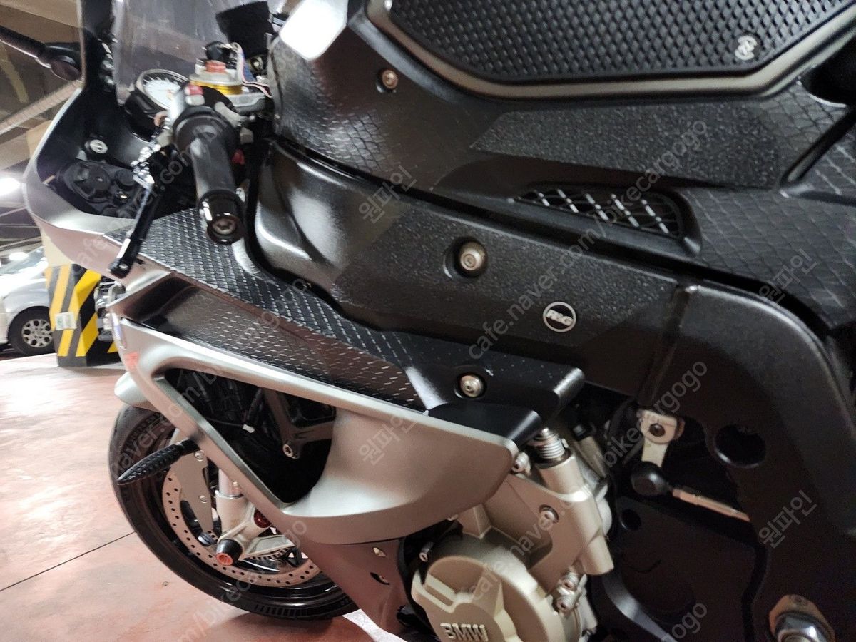 BMW S 1000 RR 8