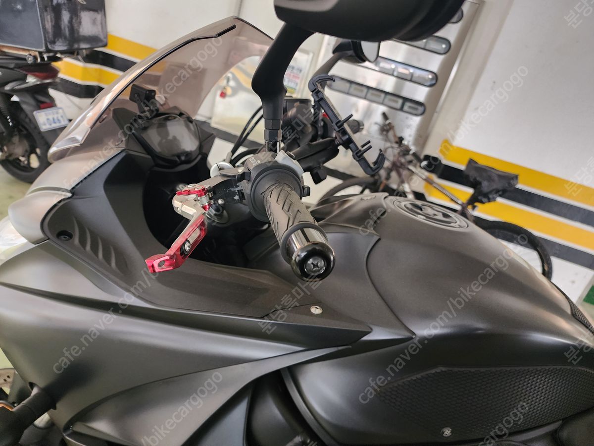 스즈키 GSX S 1000 F main