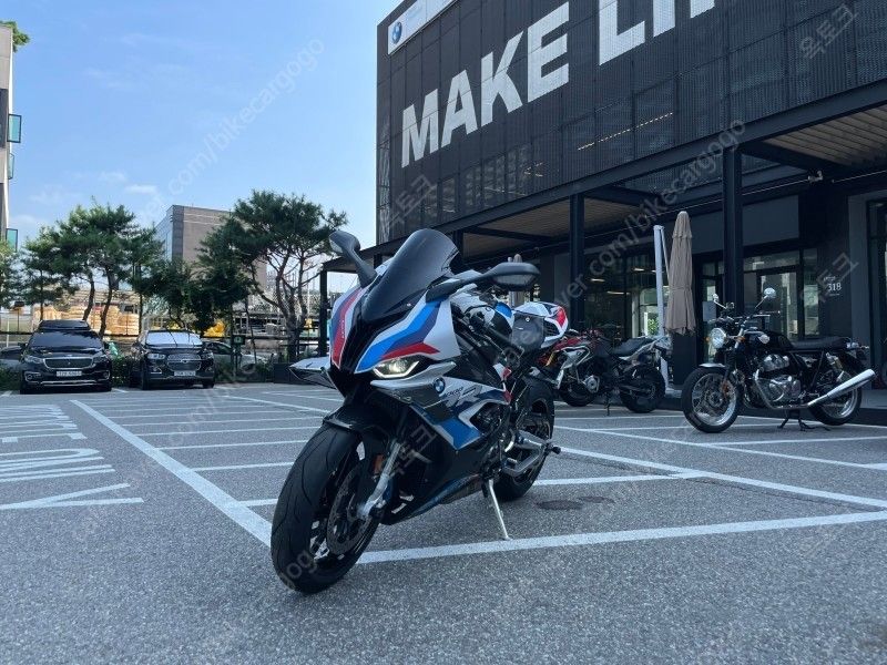 BMW M 1000 RR 5