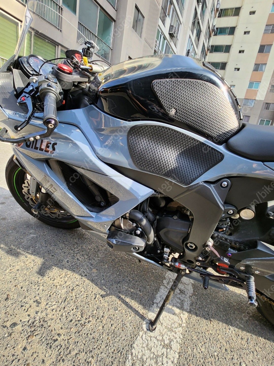 가와사키 닌자 ZX-6R 10