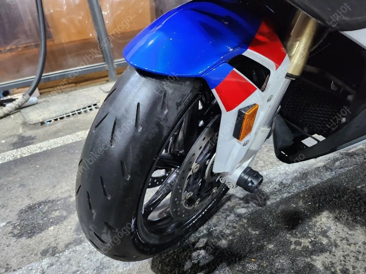 BMW S 1000 RR 8