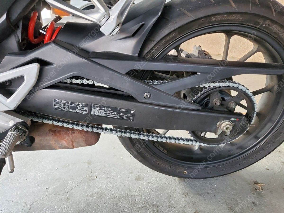 혼다 CBR 125 R 6