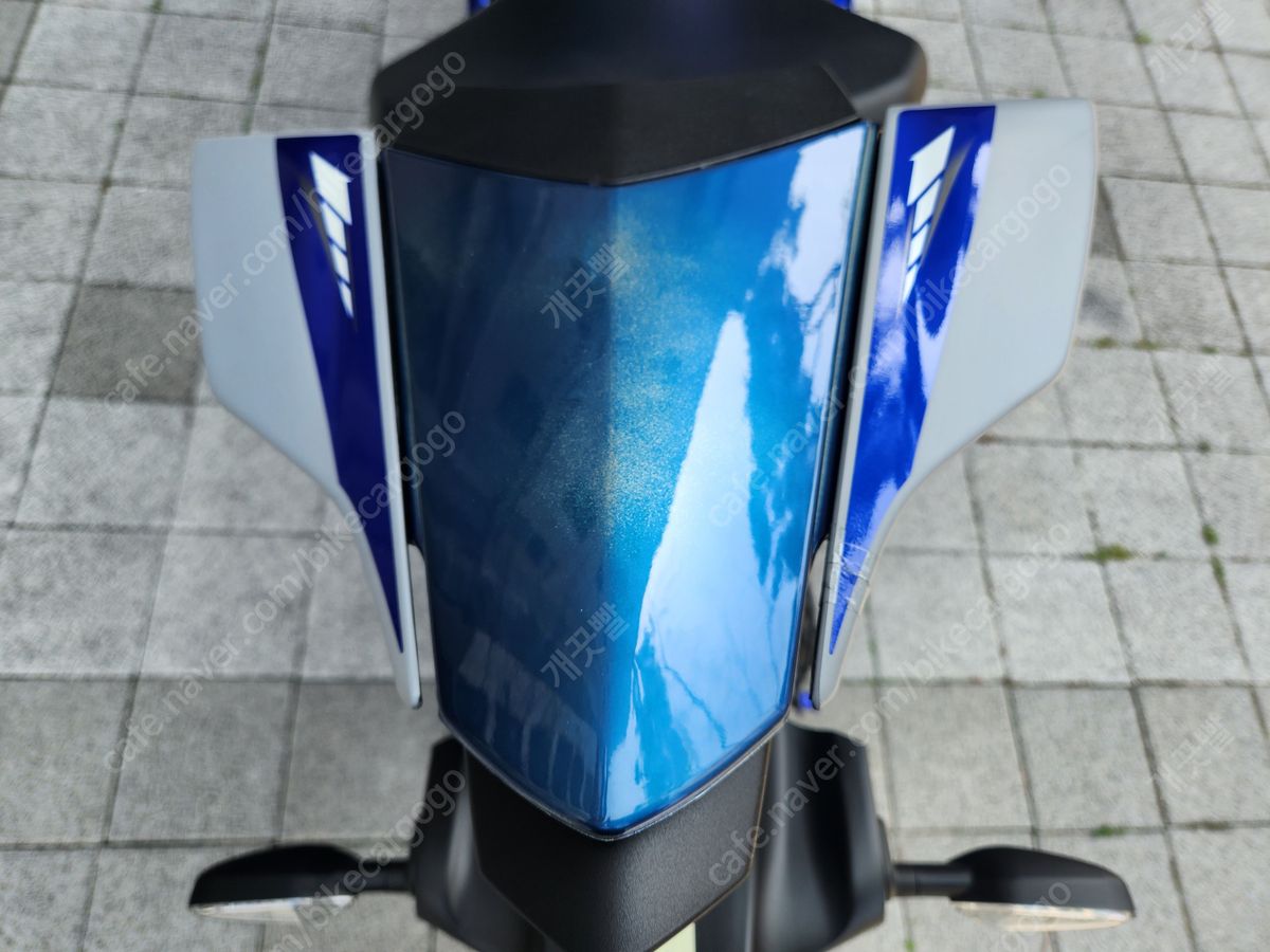 야마하 YZF R6 thumb 2