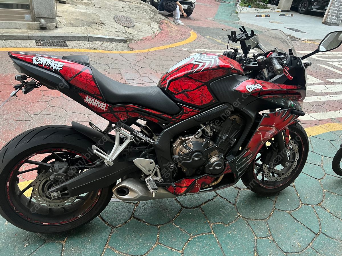 혼다 CBR 650 F thumb 2