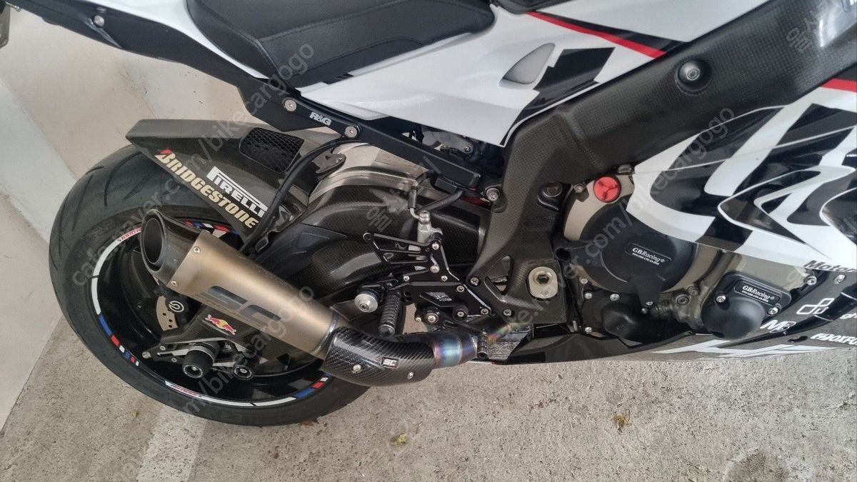 BMW S 1000 RR 7