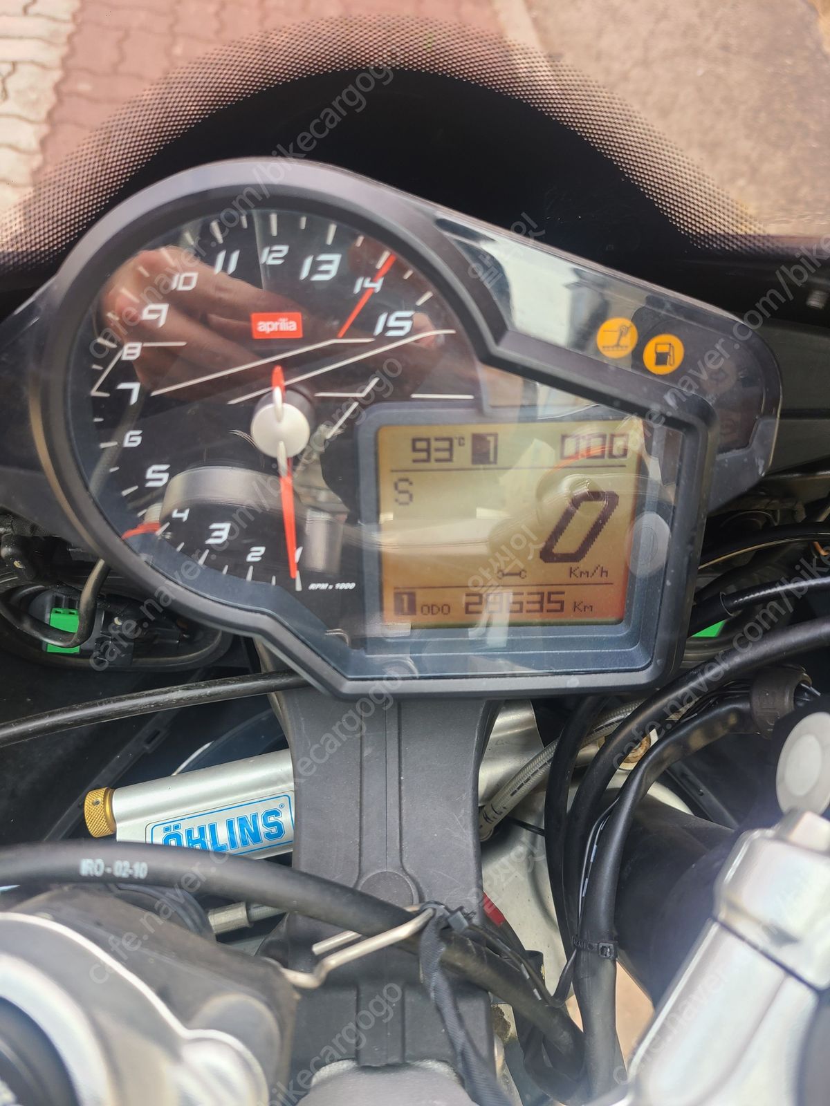아프릴리아 RSV 4 R 6