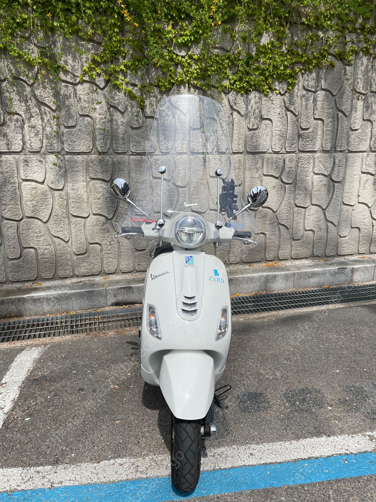 베스파 LX 125 main