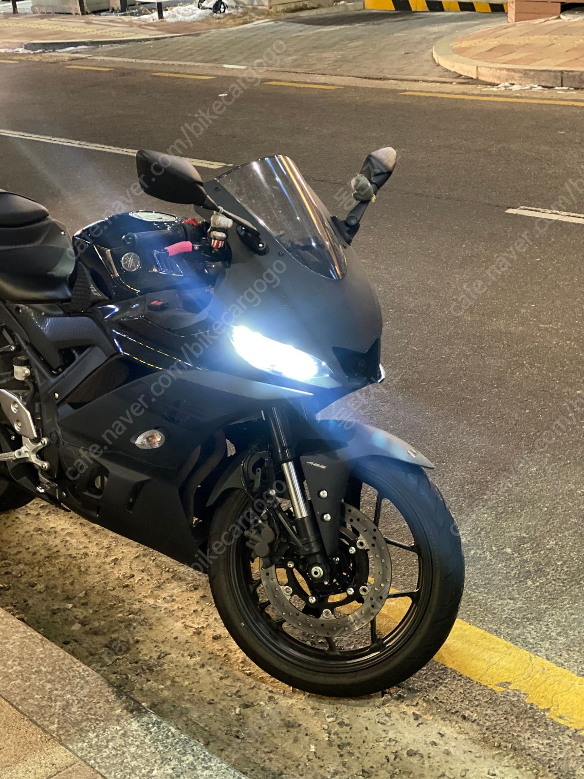 야마하 YZF R3 main