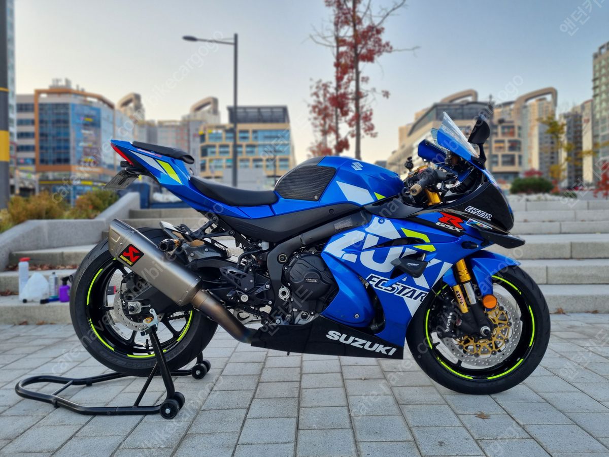 스즈키 GSX R 1000 R main