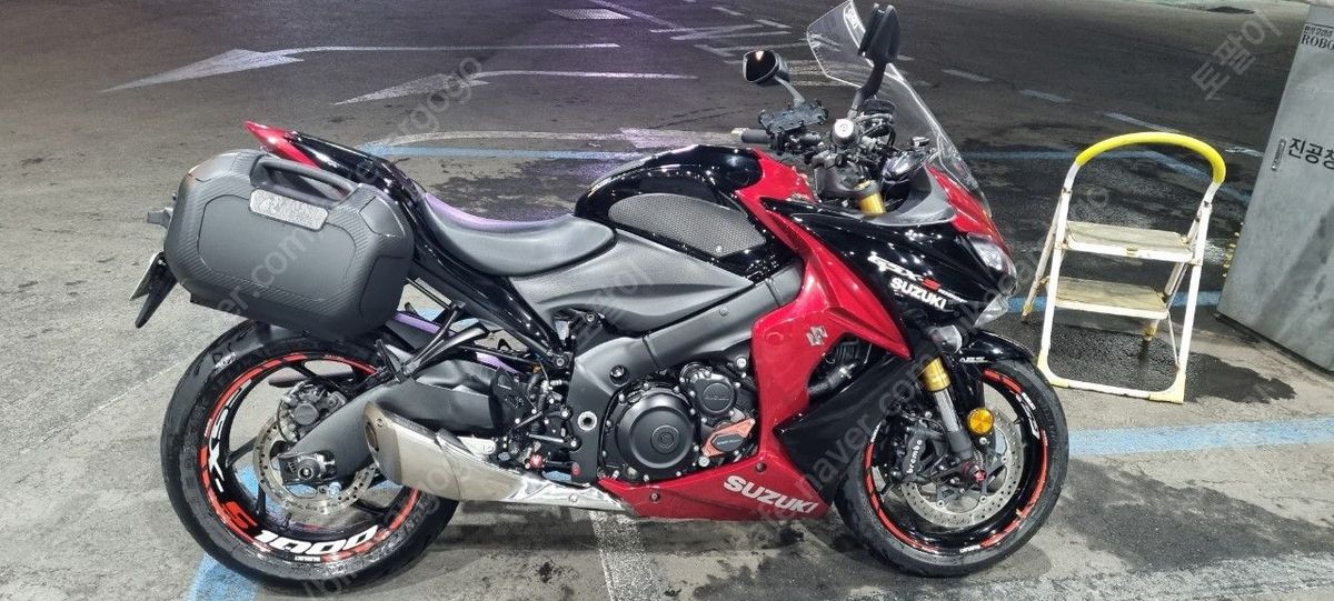 스즈키 GSX S 1000 F 17