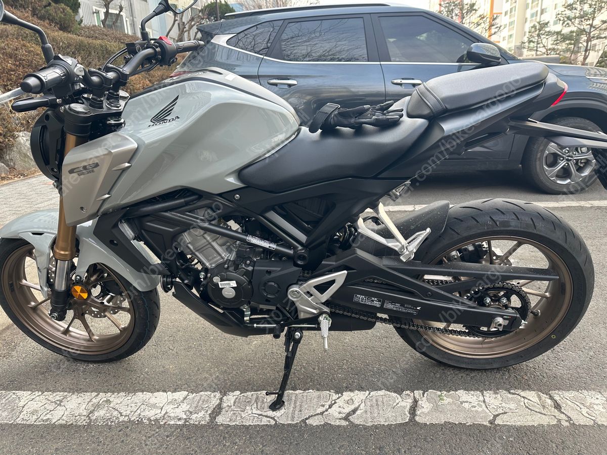 혼다 CB 125 R thumb 2
