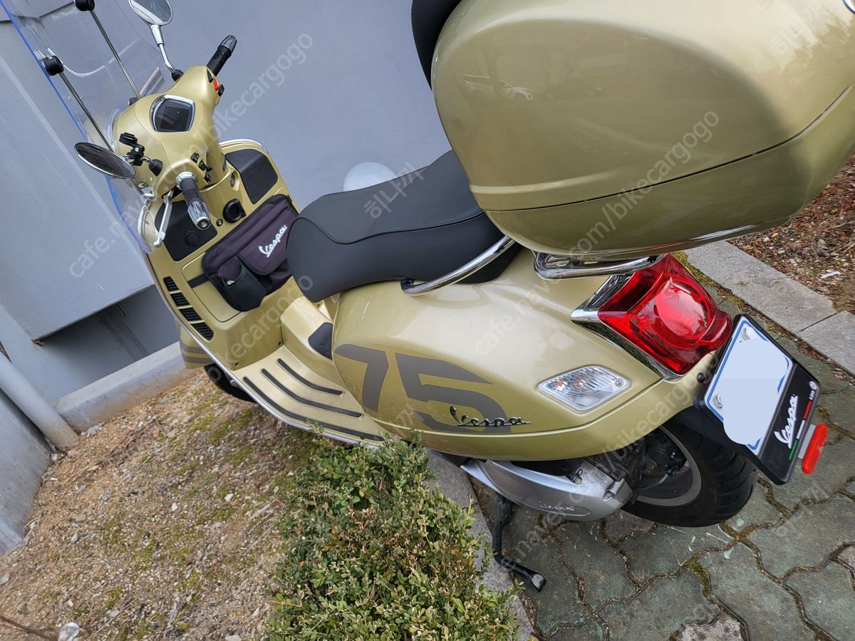 베스파 GTS 300 75주년 스페셜 에디션 7
