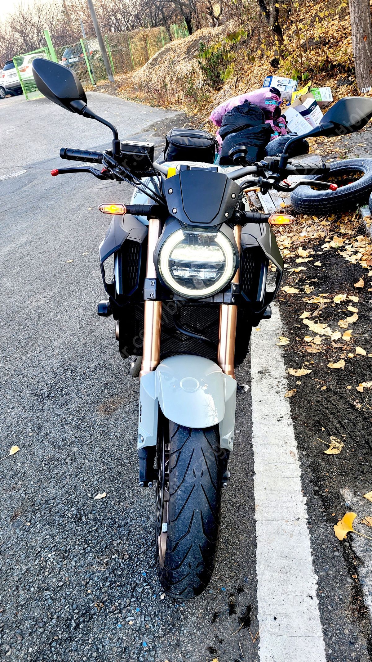 혼다 CB 650 R main