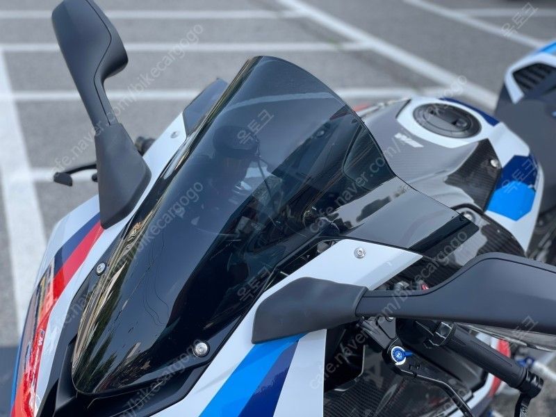 BMW M 1000 RR 9