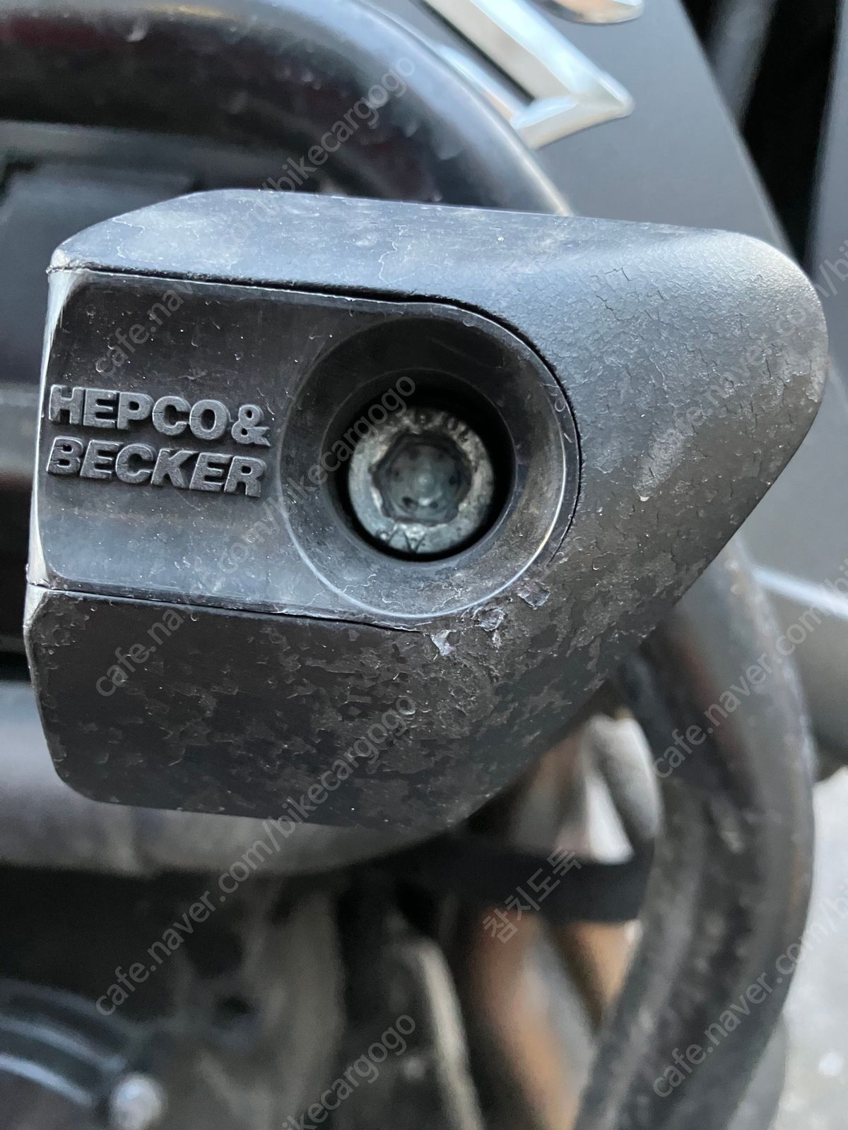 스즈키 GSX S 750 10