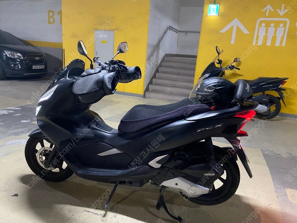 혼다 PCX 125 thumb 2