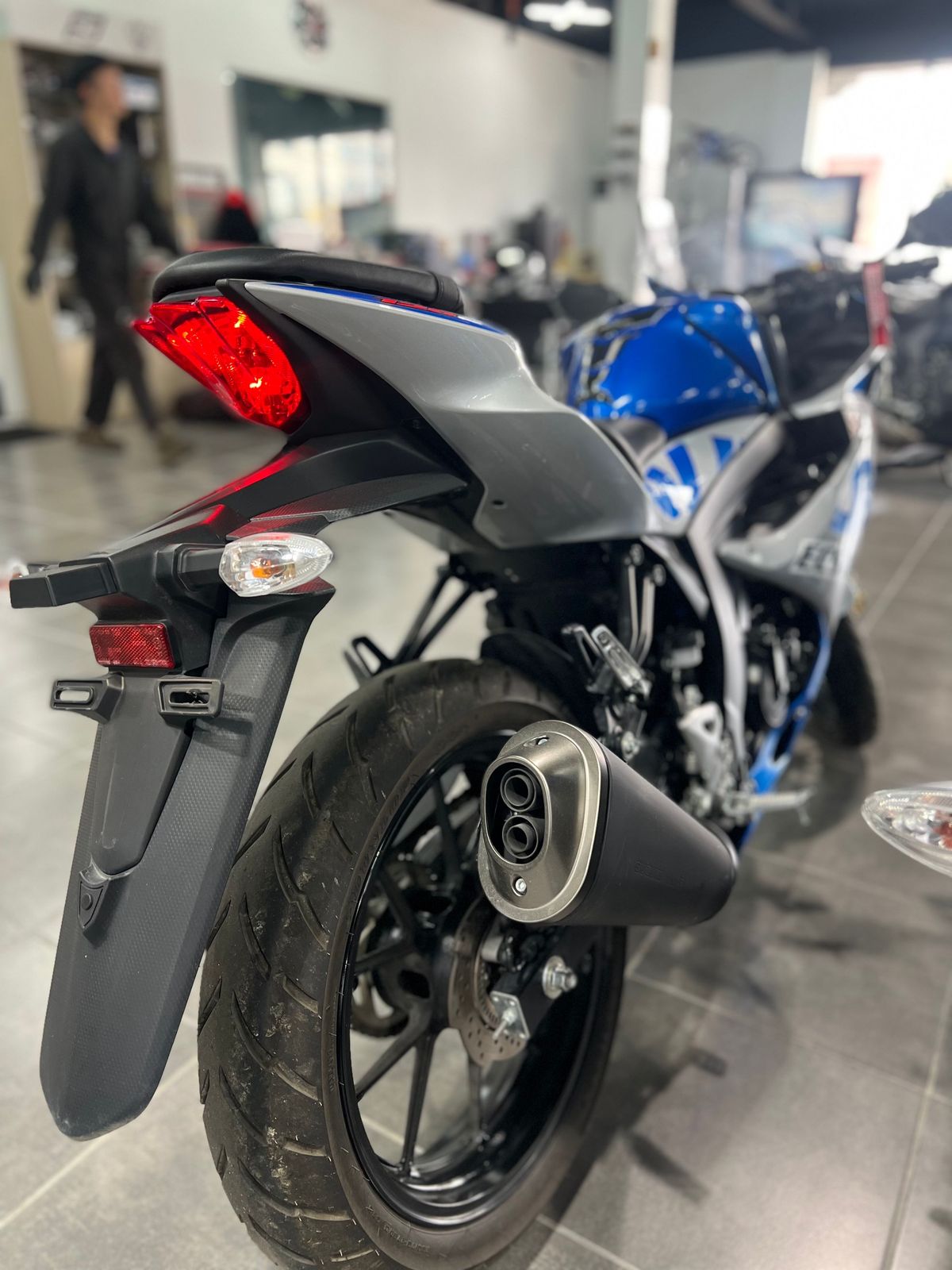 스즈키 GSX R 125 ABS thumb 2