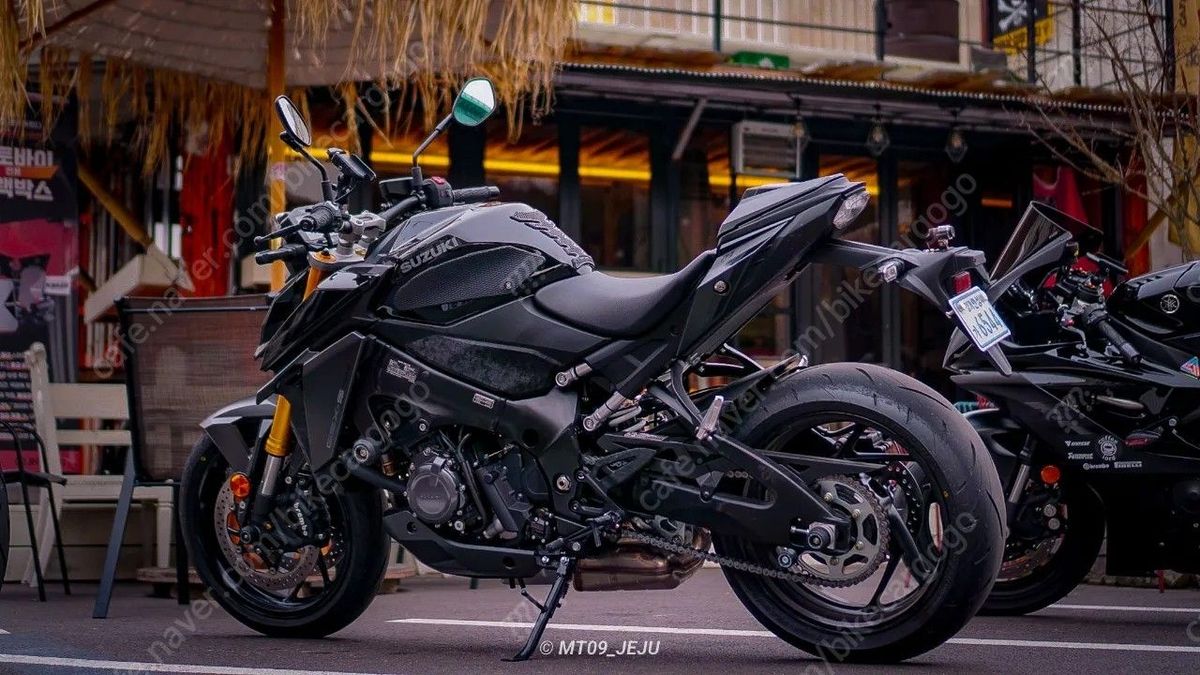 스즈키 GSX S 1000 thumb 2