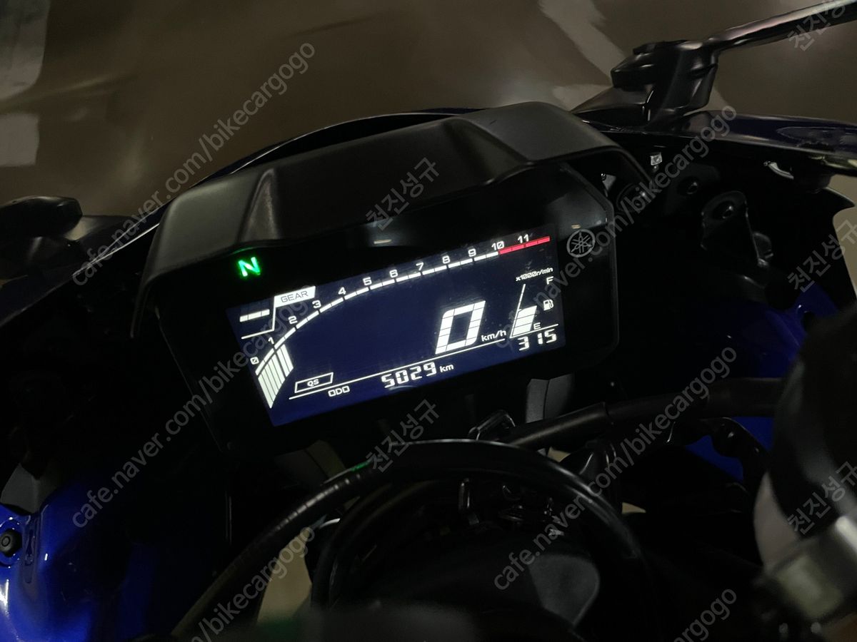 야마하 YZF R7 5