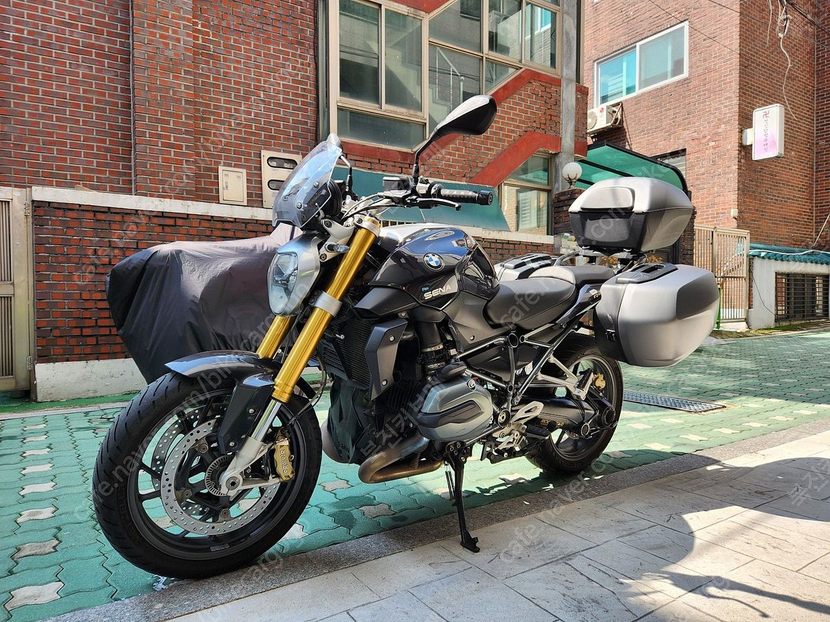 BMW R 1200 R main