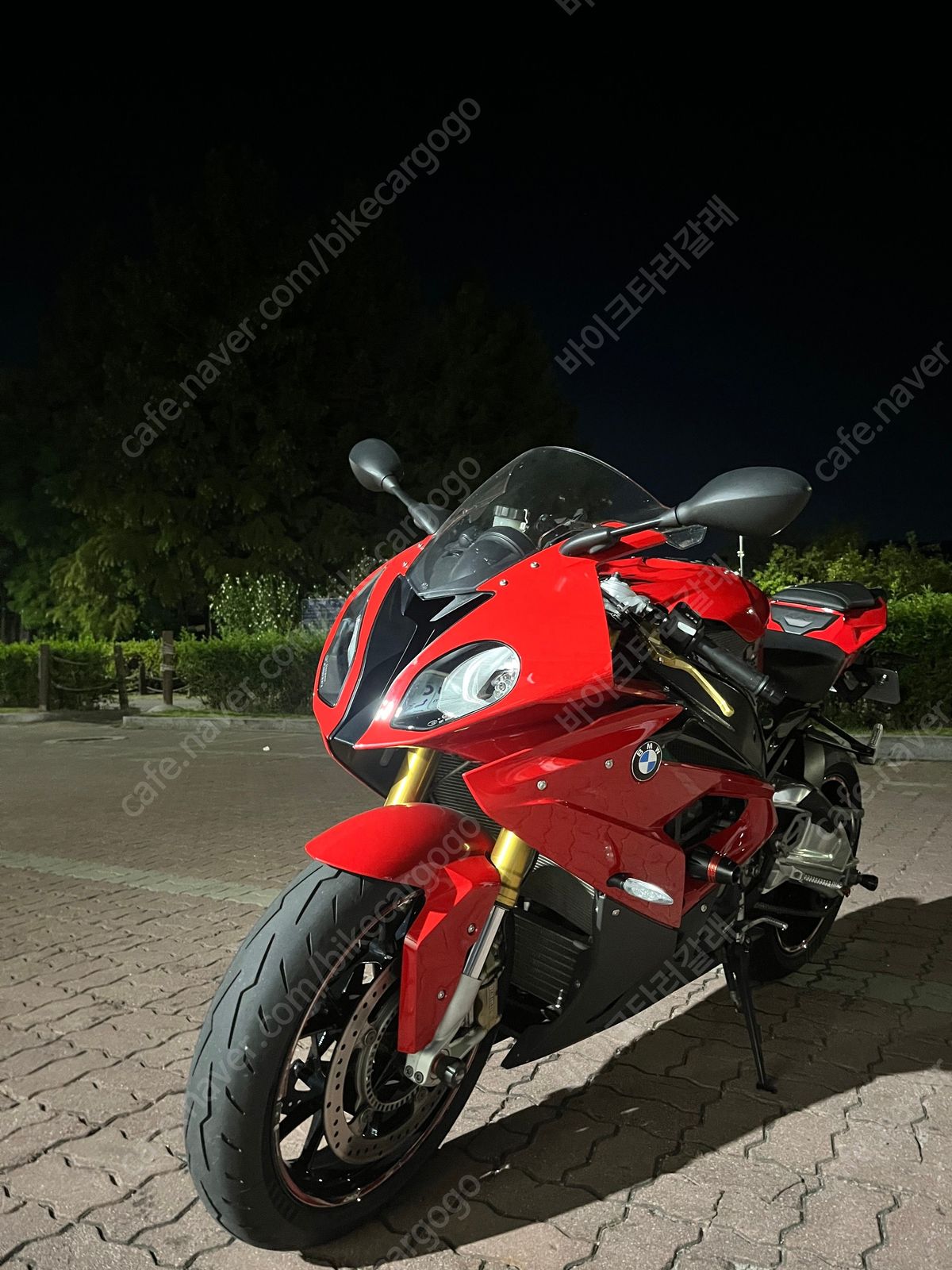 BMW S 1000 RR more