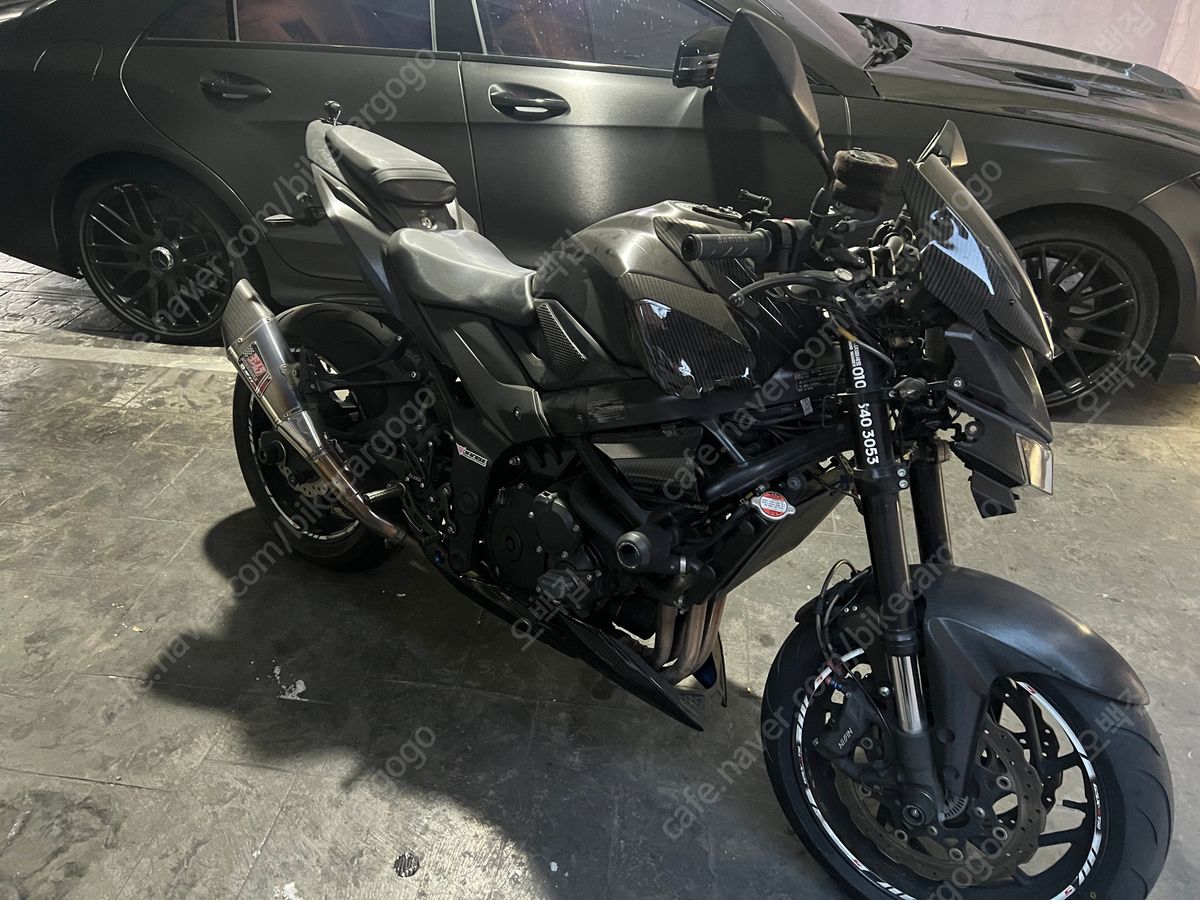 스즈키 GSX S 750 main
