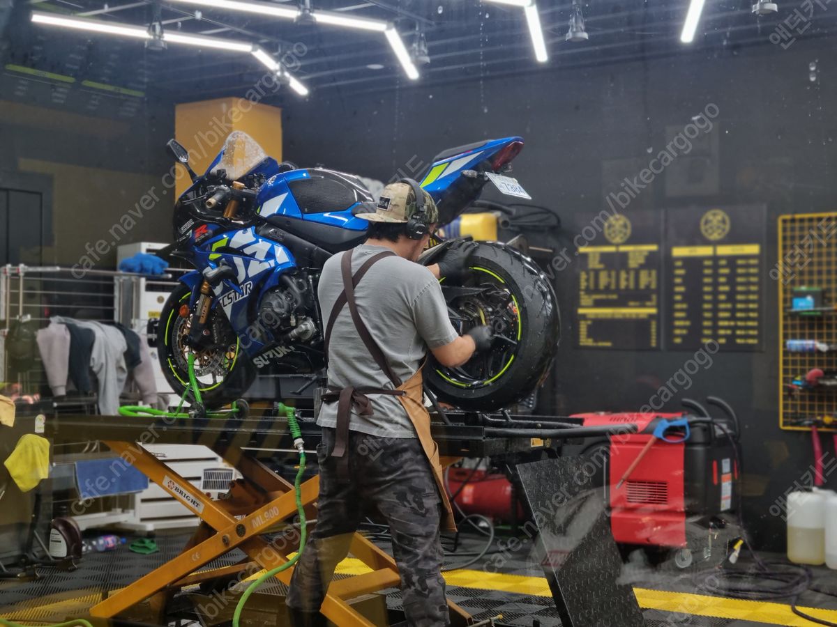 스즈키 GSX R 1000 R 7