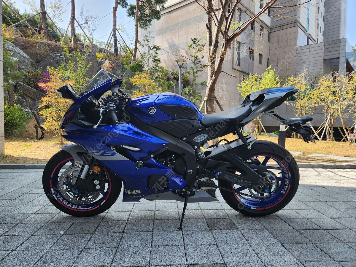 야마하 YZF R6 8