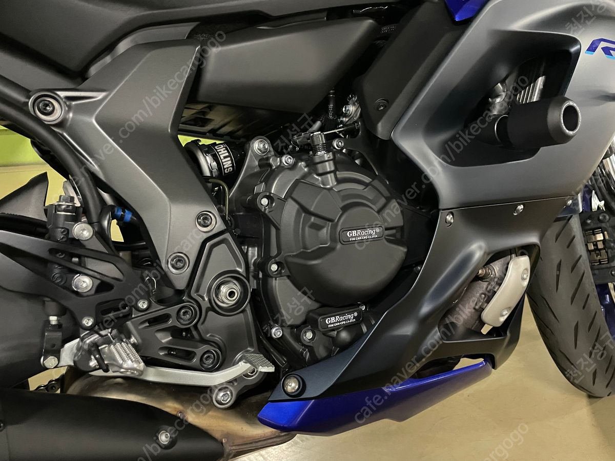야마하 YZF R7 9