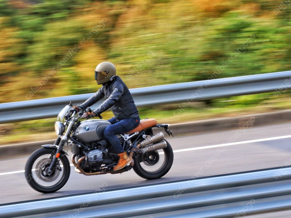 BMW R nine T 스크램블러 more