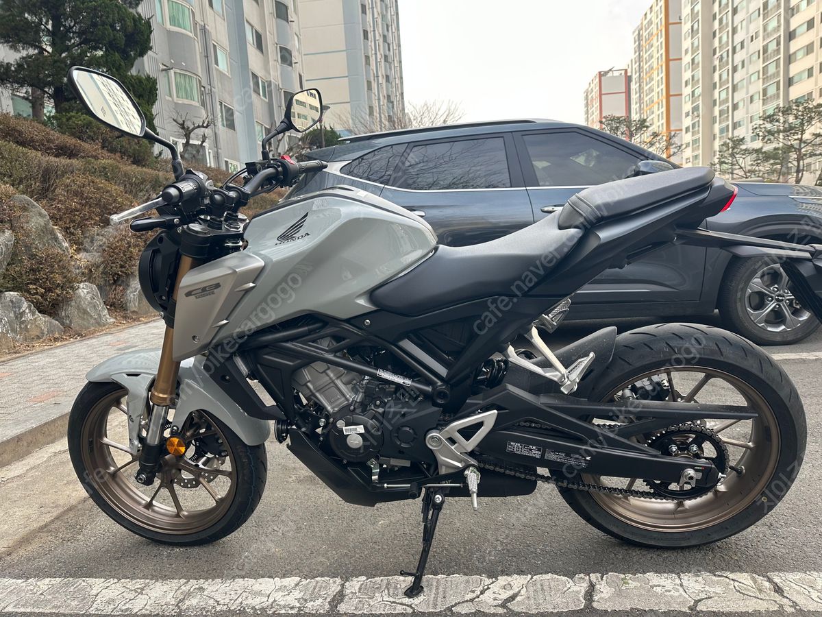 혼다 CB 125 R 10