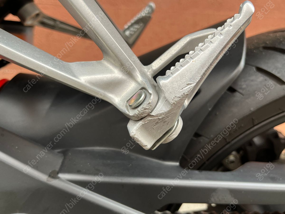혼다 CB 125 R 13