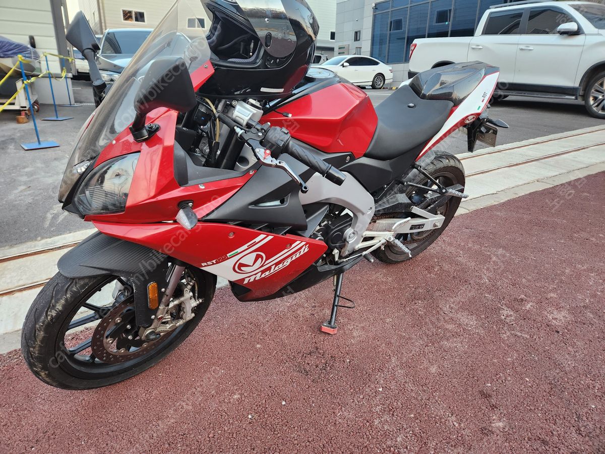 기타 125 S 4
