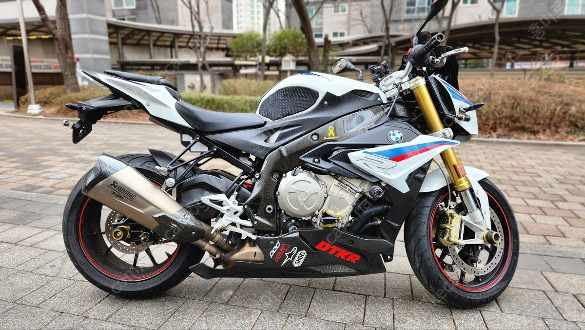 BMW S 1000 R main