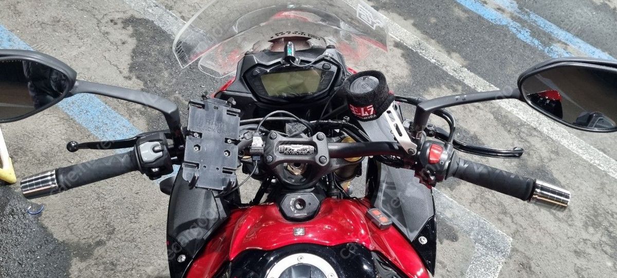 스즈키 GSX S 1000 F main