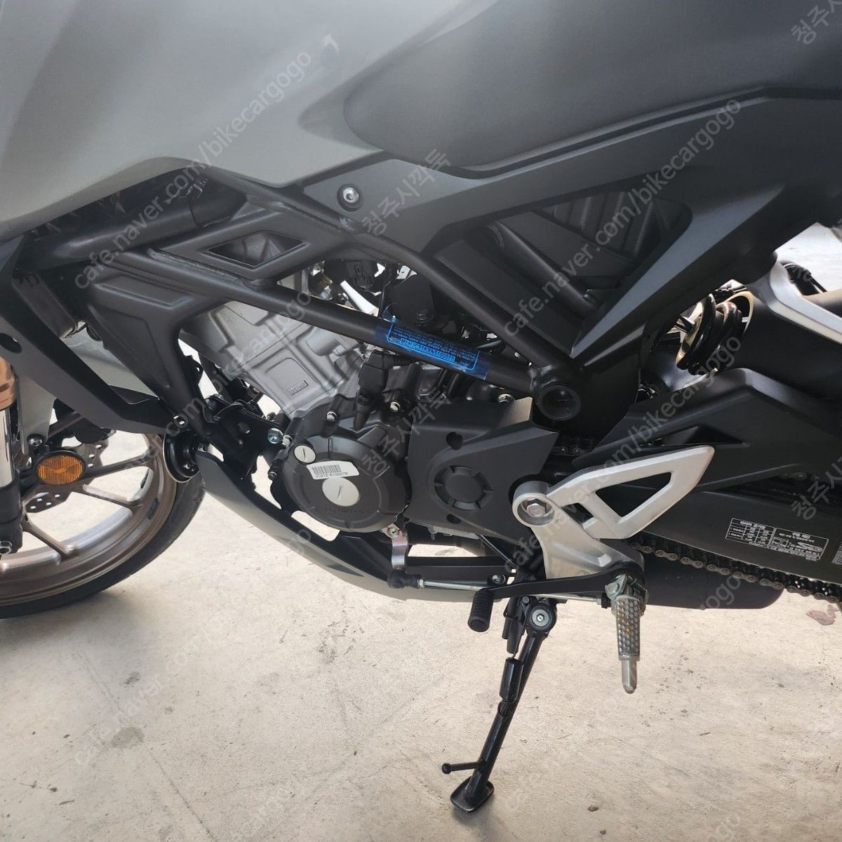 혼다 CB 125 R 5