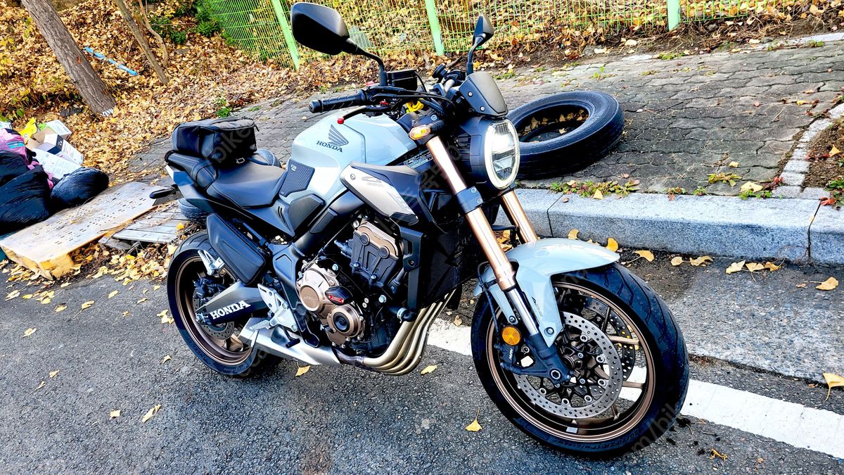 혼다 CB 650 R 7