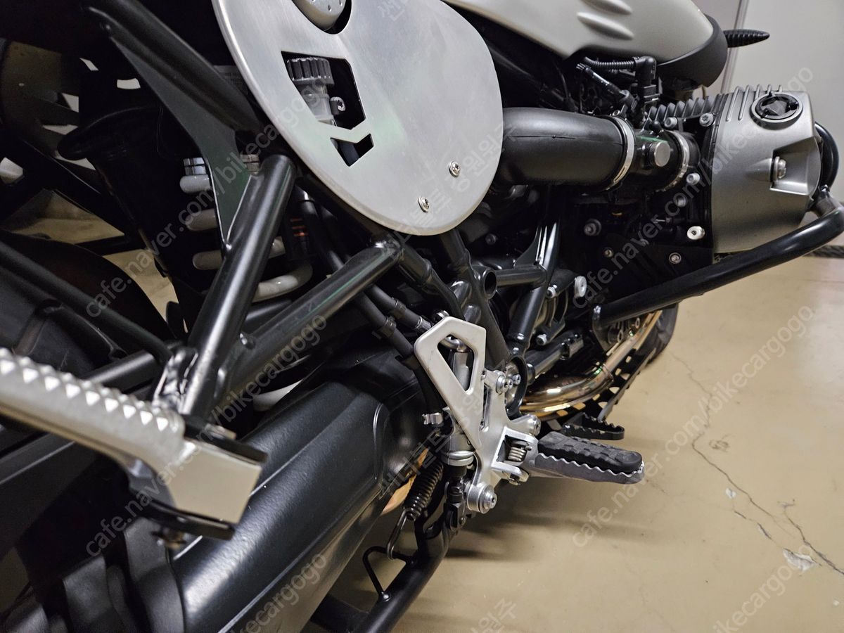 BMW R nine T 스크램블러 27