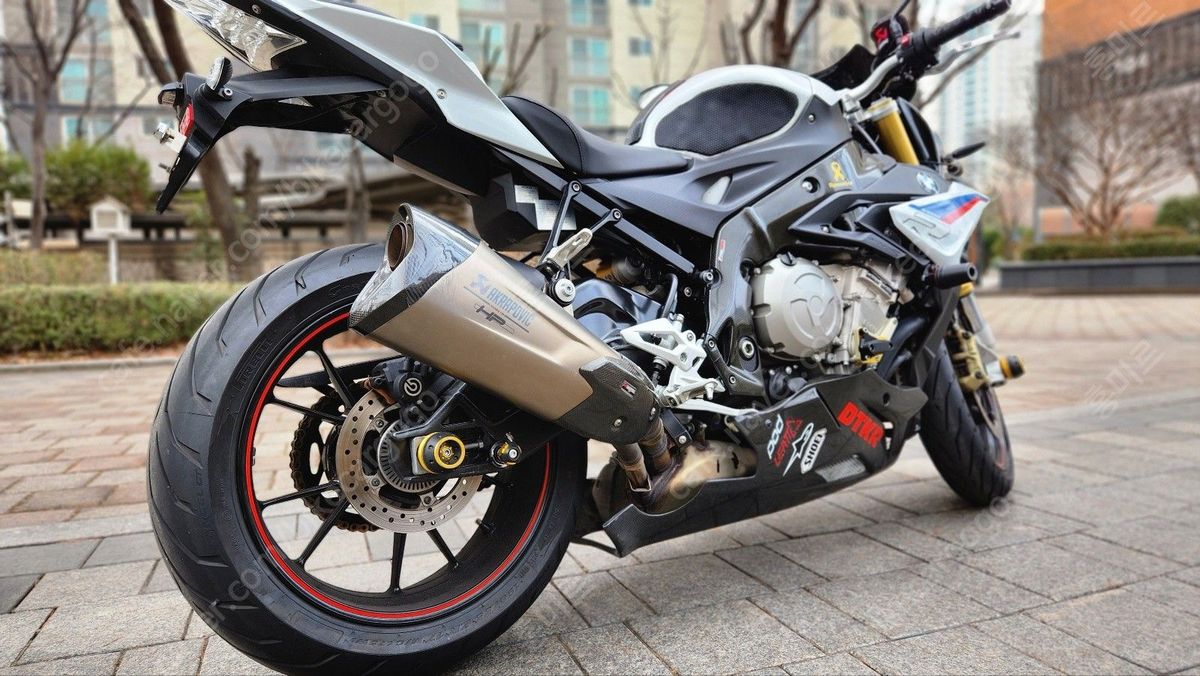 BMW S 1000 R 17