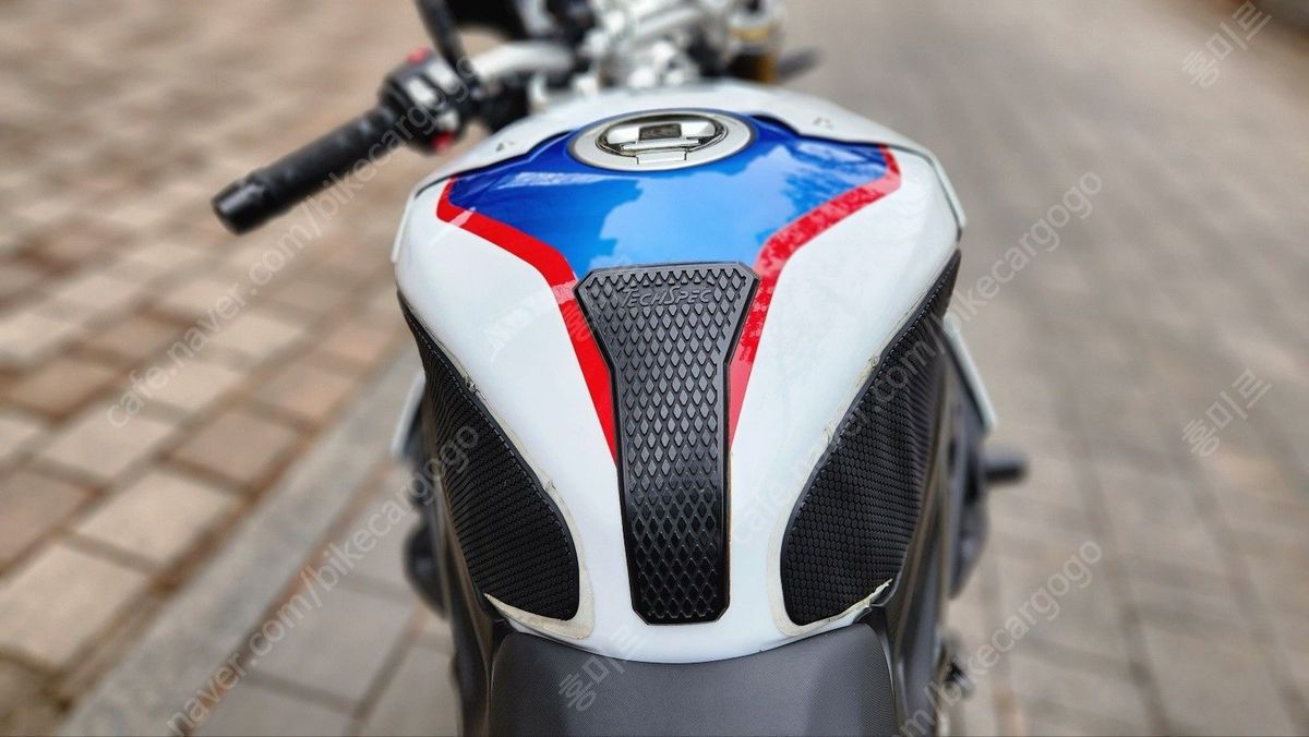 BMW S 1000 R 6