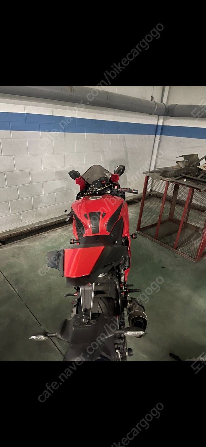 야마하 YZF R6 main