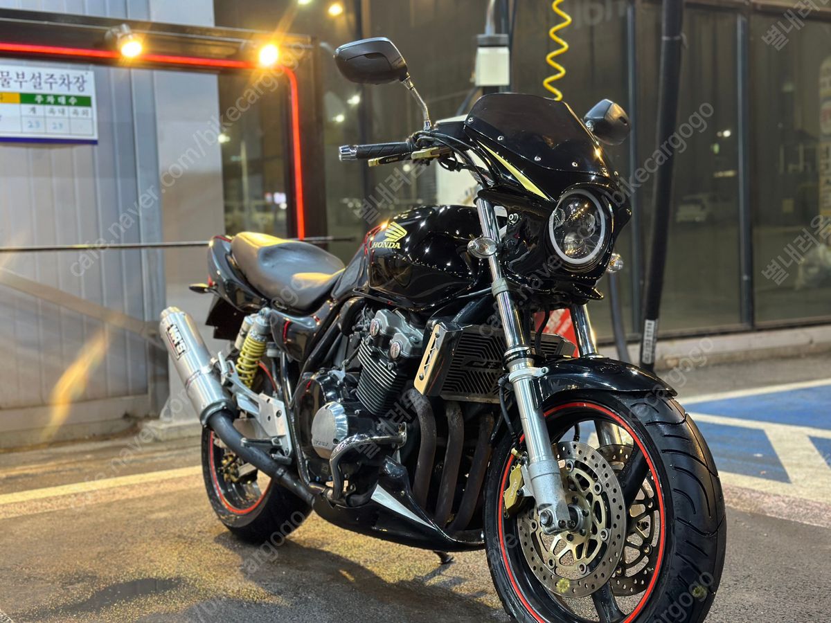 혼다 CB 400 V TEC 4