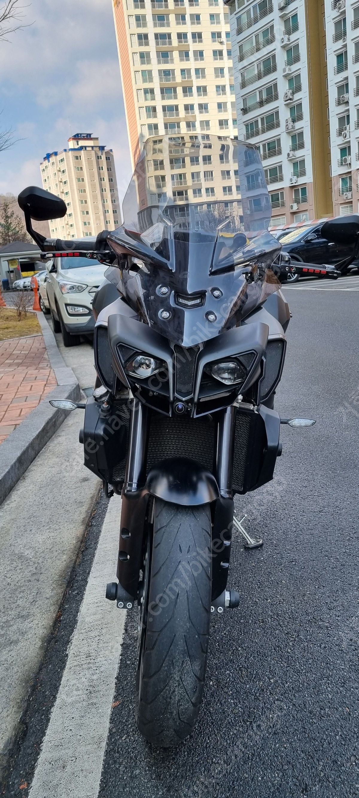 야마하 MT 10 main