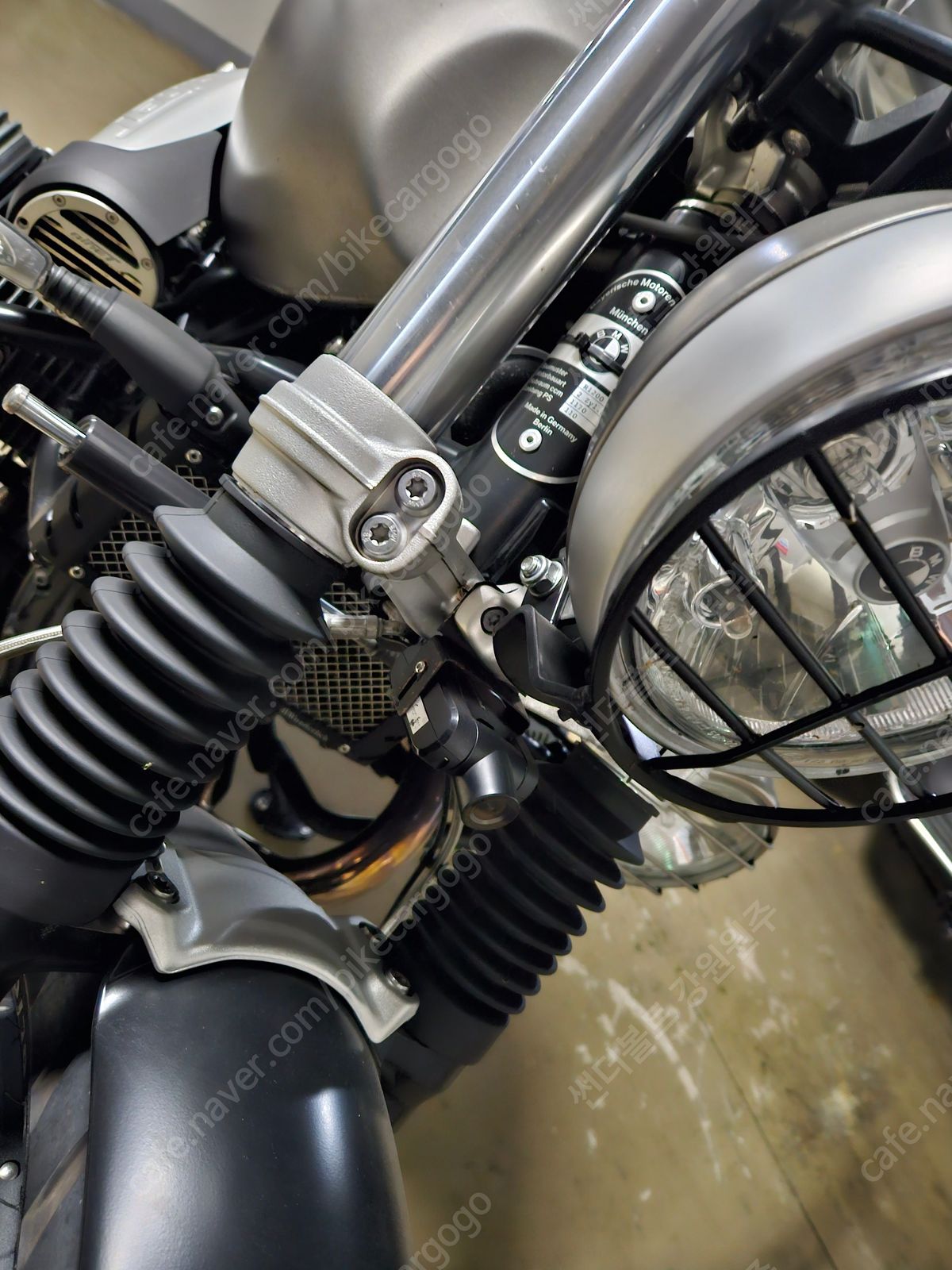 BMW R nine T 스크램블러 32