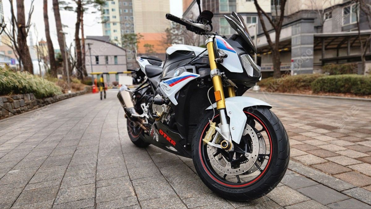 BMW S 1000 R 14